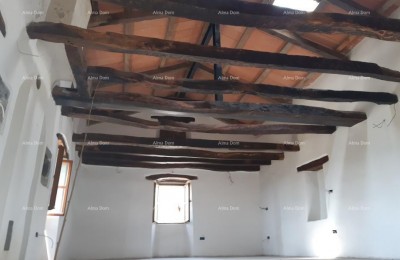 Autentica casa in pietra con vista mare – Buje