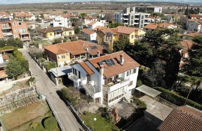 Продается красивый дом недалеко от моря в Умаге.