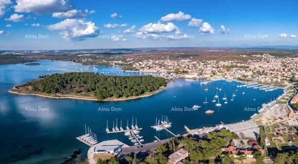 Medulin, Detached House with Multiple Residential Units – Close to the Sea 1