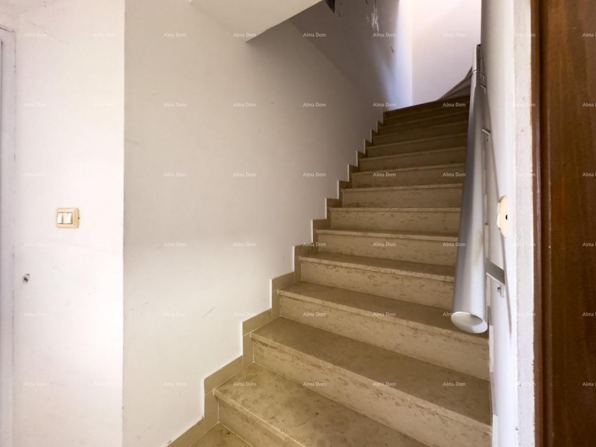 Продается   отремонтированный дом с видом на море, Медулин! 12