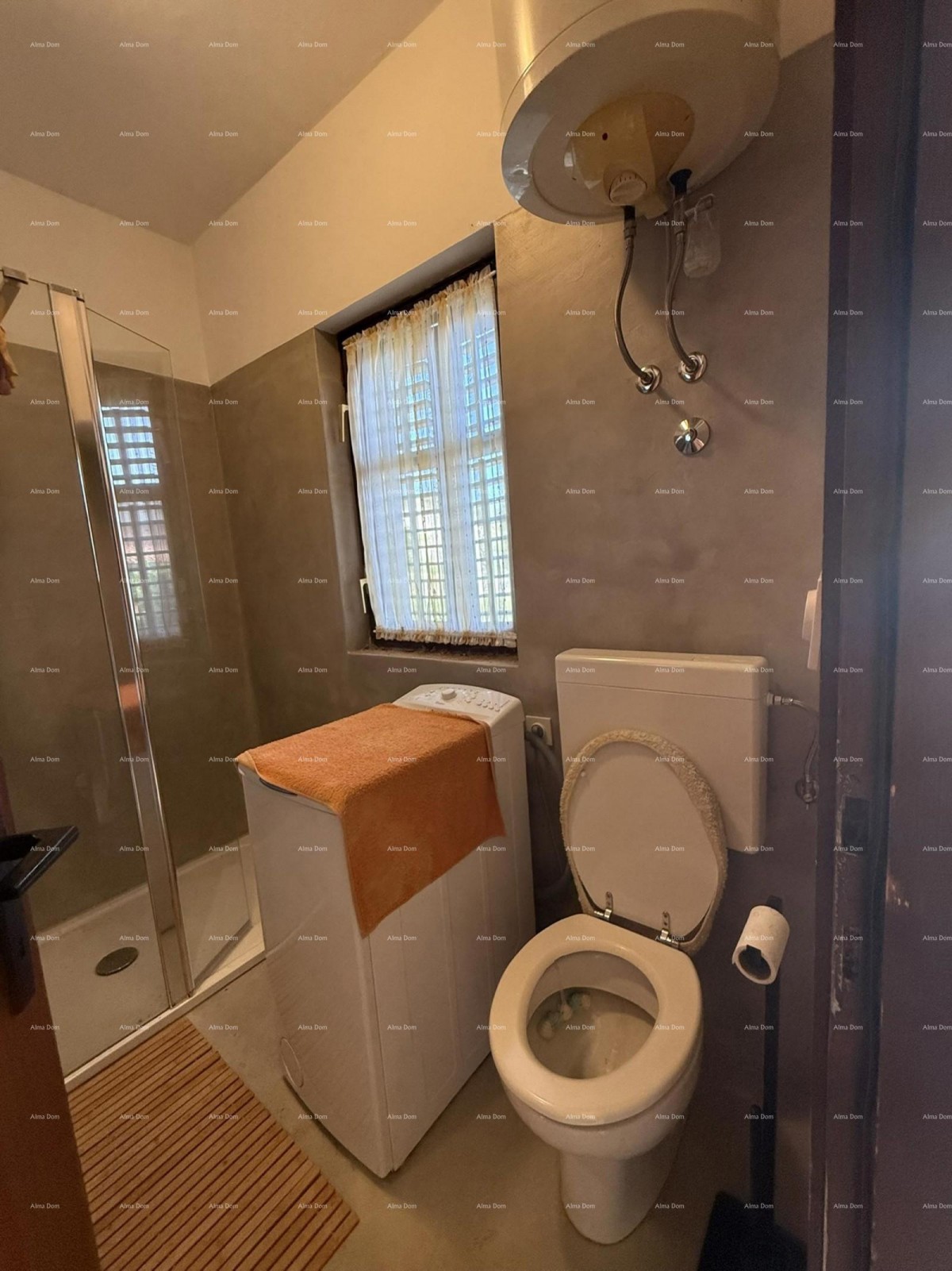 Affascinante casa familiare con ampio giardino e terreno edificabile aggiuntivo vicino a Barban 6