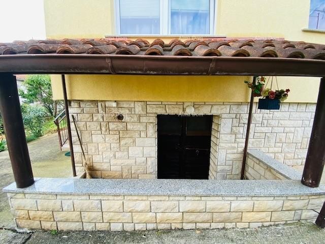 Casa spaziosa a Pola con grande cortile e numerose possibilità 36