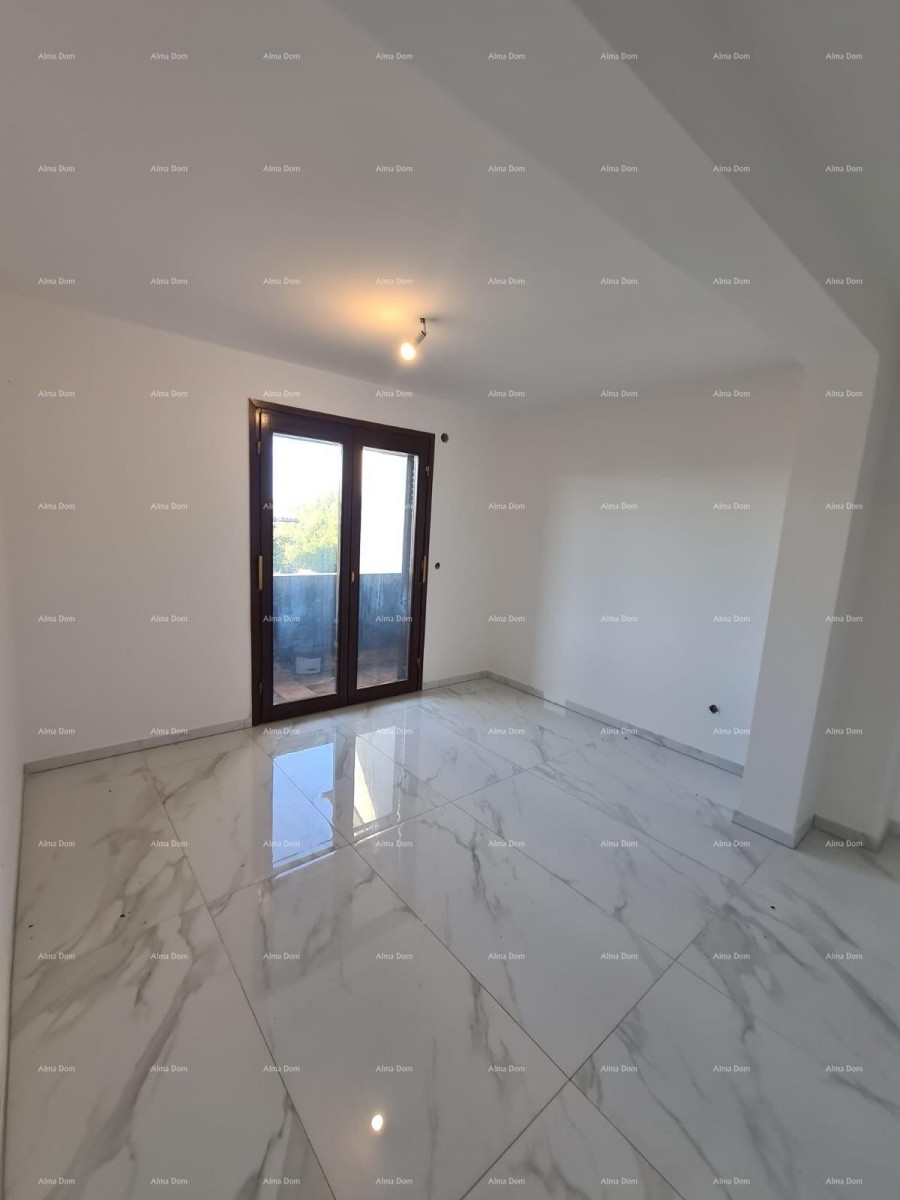 Poreč – Family House with Two Residential Units 15