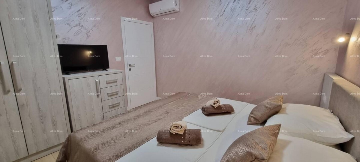 The translation of the title to Slovenian is:  