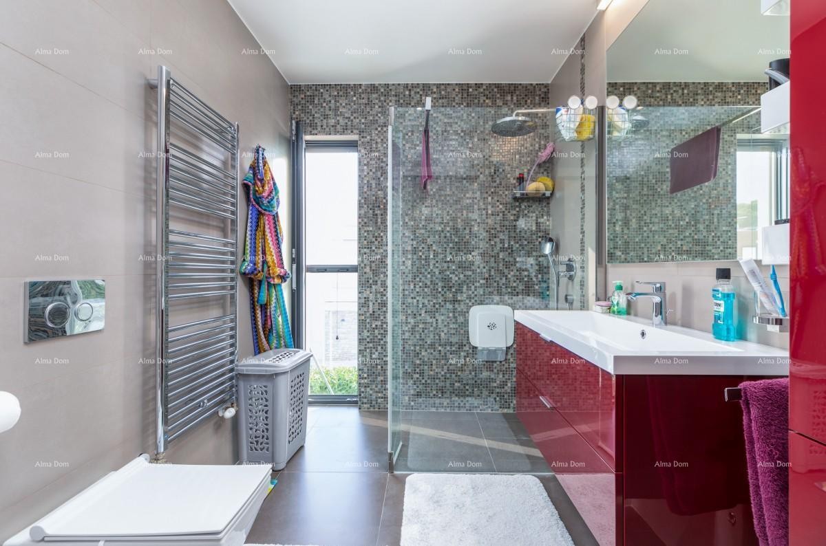 ФАЖАНА - Отдельно стоящая вилла премиум-класса, с бассейном, лифтом / в 100 м от Оливковой аллеи. 23