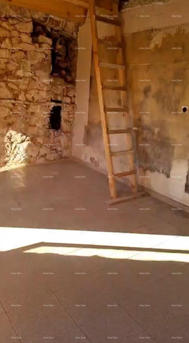 Na prodaju autentična istarska kamena kuća u blizini Brtonigle 7