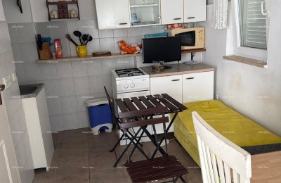 симпатичная маленькая домик