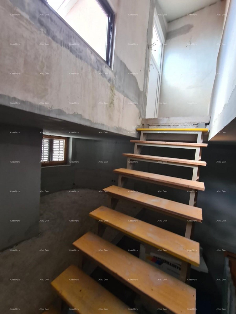 For sale: House with two apartments – Fažana 13