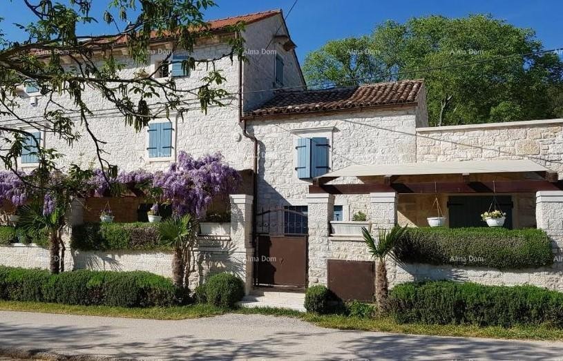 ROVINJ (surroundings) - Authentic stone house with a pool for sale 9