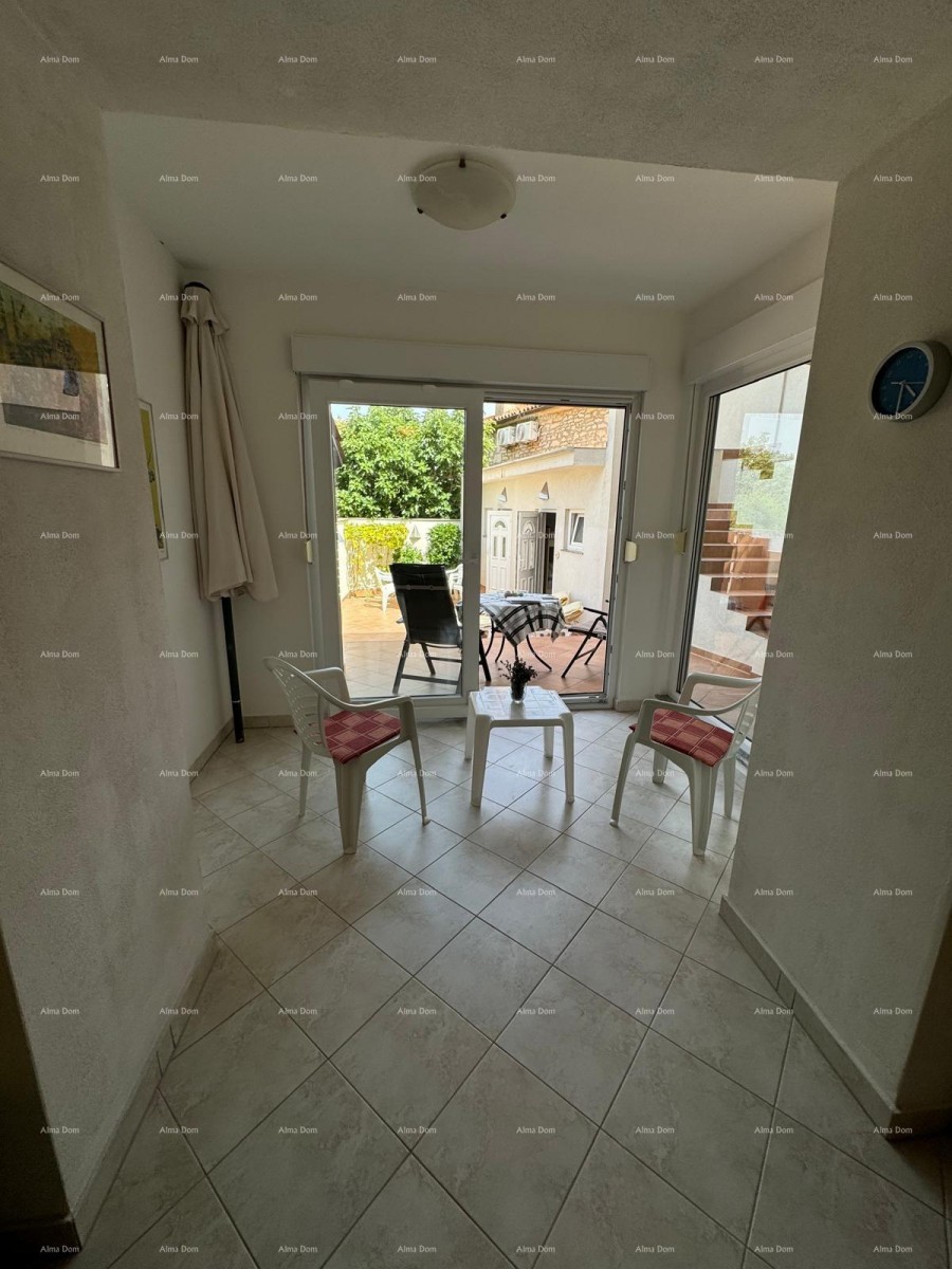 House with a small auxiliary detached room. Medulin. 6