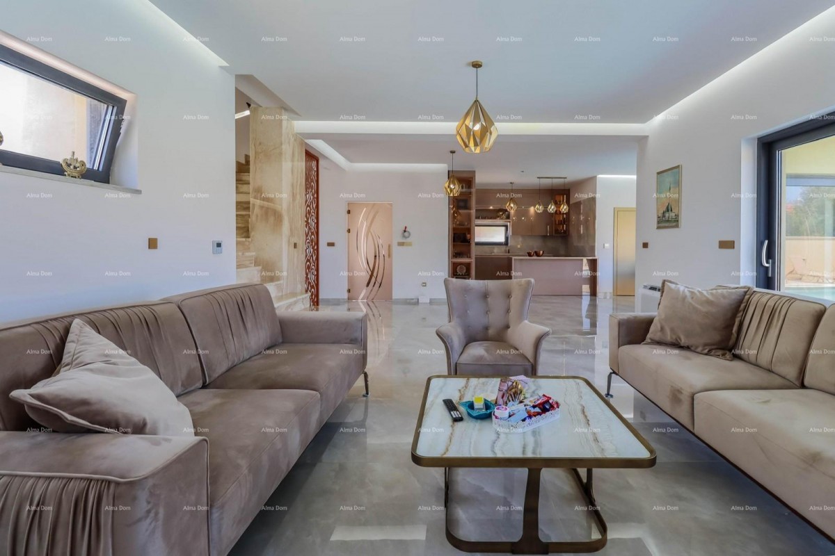 FOR SALE: Modern Detached Villa near Pula – Loborika. 9