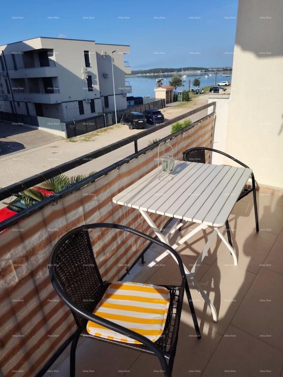 Medulin, Burle, apartment 50 m from the sea with a view! 13