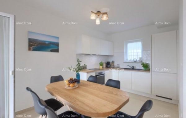 Trget – Prelijepa kuća s panoramskim pogledom na more 12