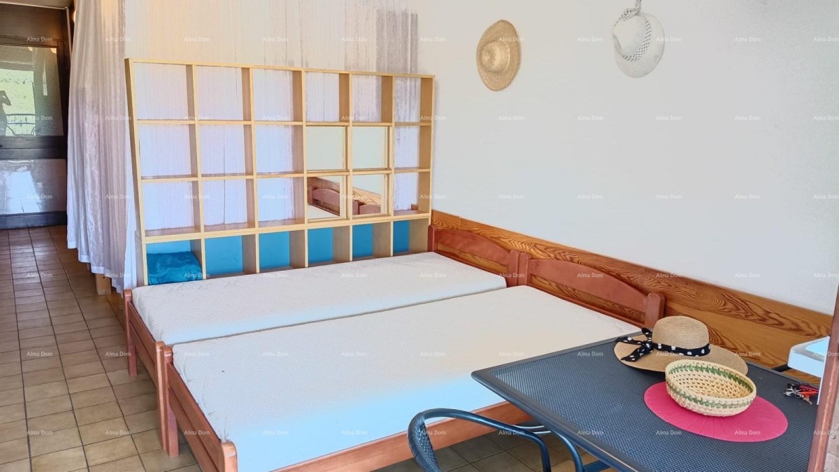 NAMJEŠTEN STAN S BALKONOM BLIZU MORA – PAVIĆINI, DUGA UVALA 6