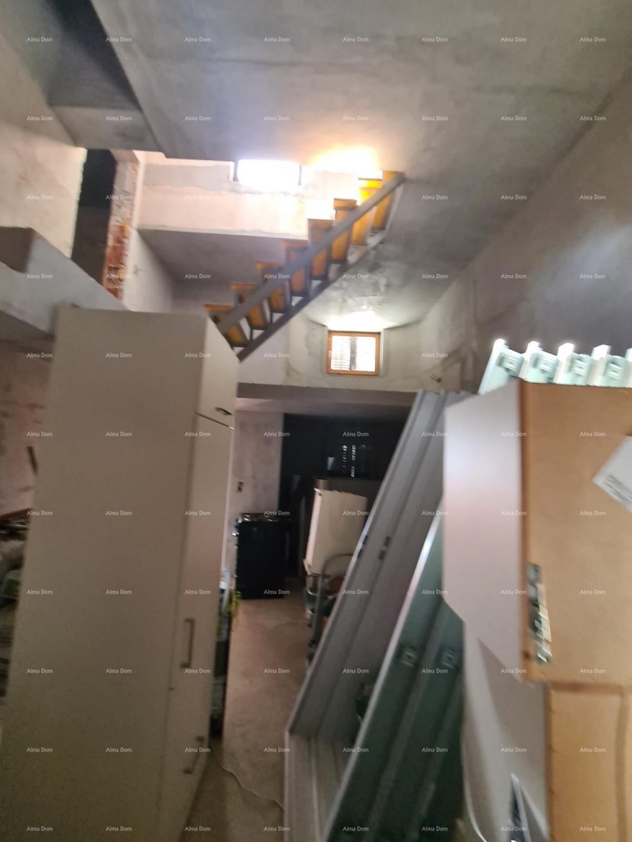 In vendita casa con due appartamenti – Fažana 8