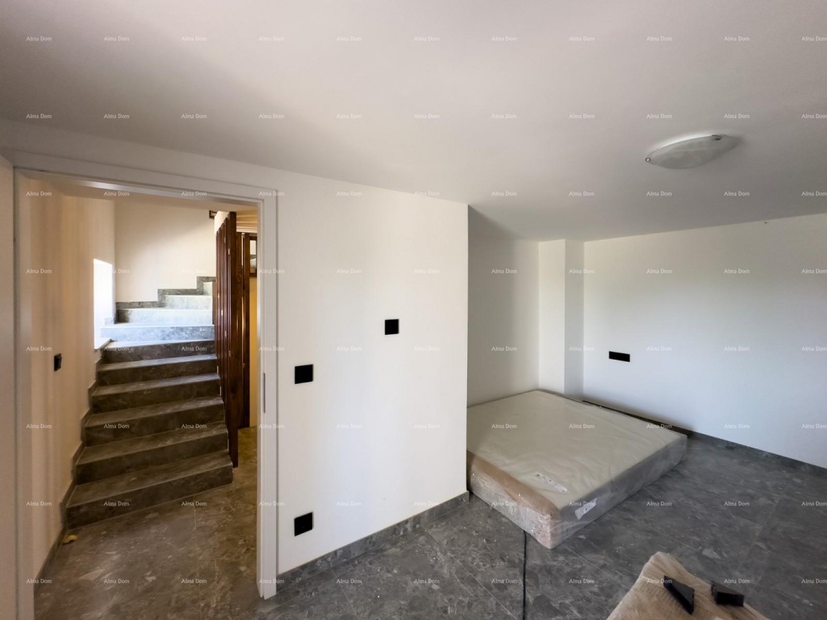 Prodajemo renoviranu Istarsku kamenu kuću u okolici Žminja! 9