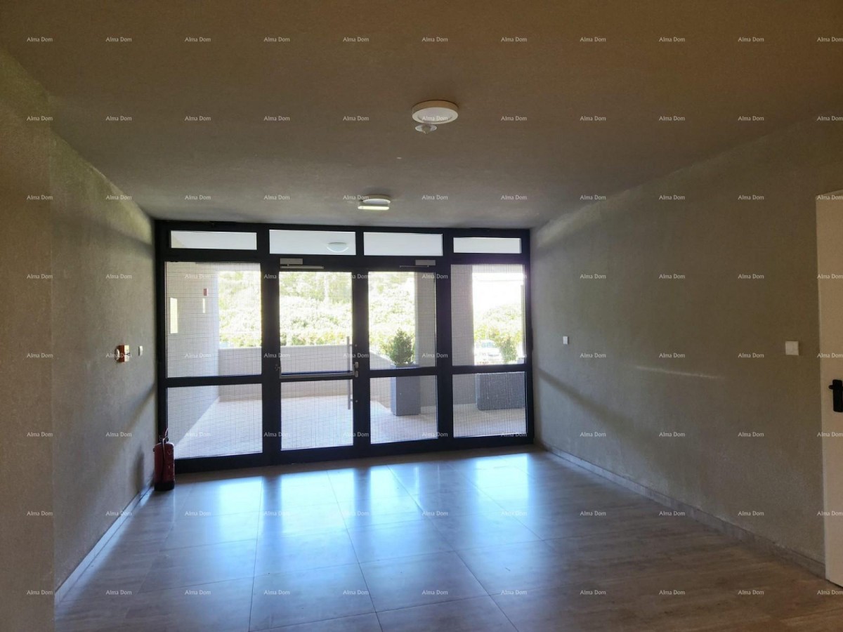 STOJA Moderno appartamento con terrazza di 80 m², a 100 m dal mare a Pola! 16