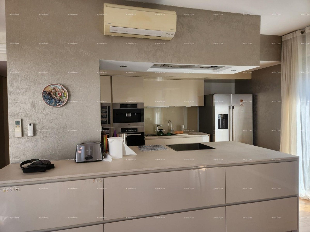 Ровинь! Роскошная квартира !Меблирована! Рядом с отелем Lone! 8