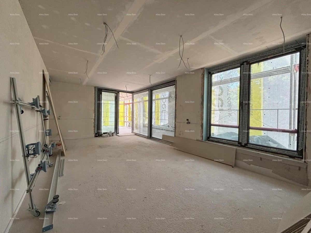 ROVINJ - sale of an apartment in a luxury residence by the sea / S5 29