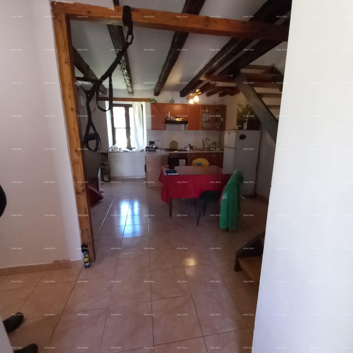 In vendita: affascinante casa istriana con ampio cortile – Valtura 14