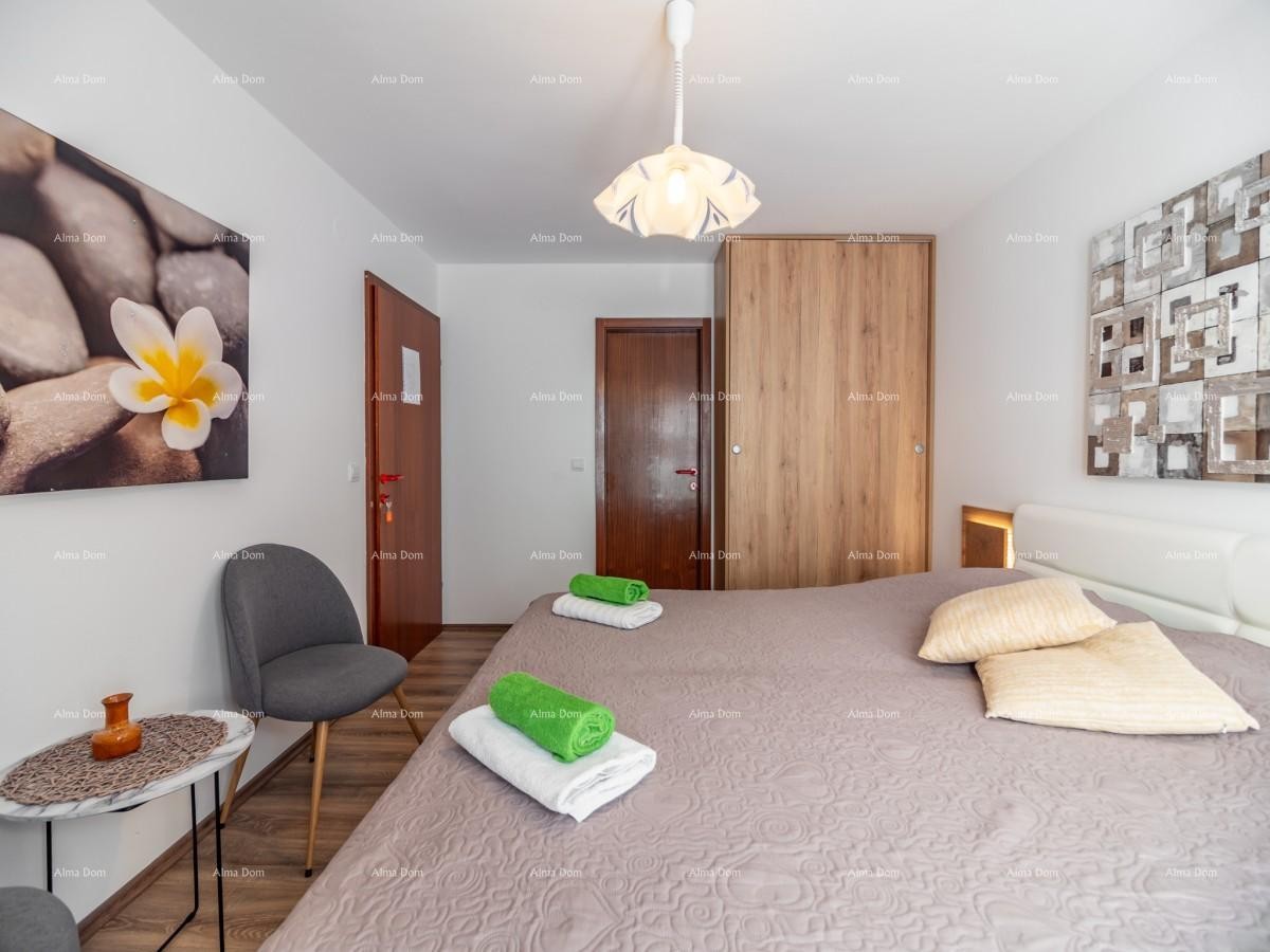 Apartmanska kuća s bazenom!Blizina mora i plaže!  Peroj. 44