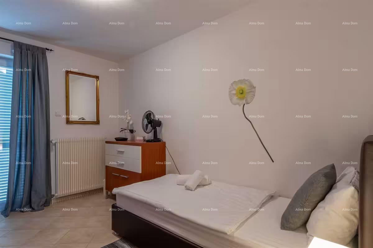 Odlična priložnost! Prodaja - atraktivna hiša s bazenom in urejenim dvoriščem, Banjole! 22