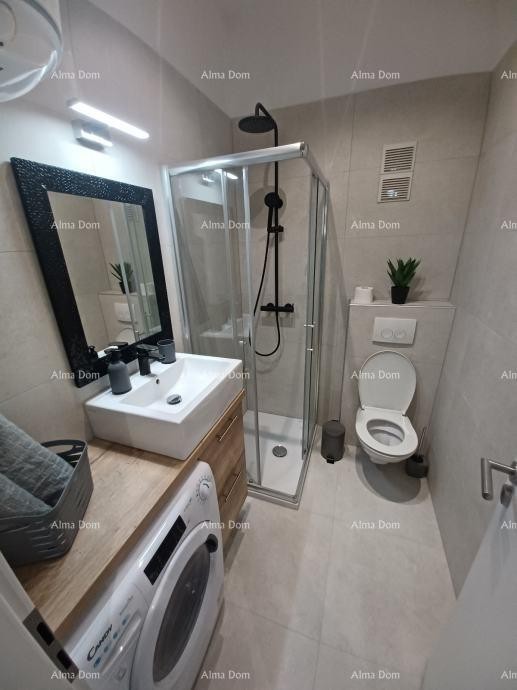 Pula, 2-sobni apartma v centru, 31 m² + terasa in vrt 15