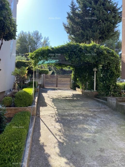 Pula – Hiša z dvema stanovanjski enotama, 50 m od morja 5