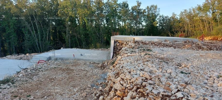 Gradbena parcela nedaleč od Tinjana! Dovoljenje za gradnjo duplex hiše! 3