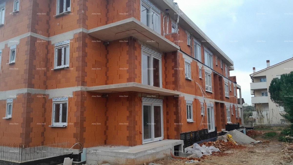 For sale: Apartment in a new residential project with parking space - in Štinjan! 12