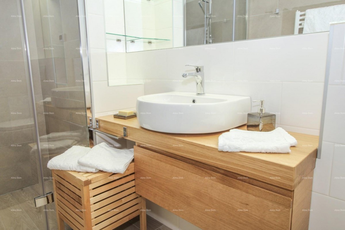 Beautiful, modernly furnished and renovated Istrian stone house for sale, Bale! 34