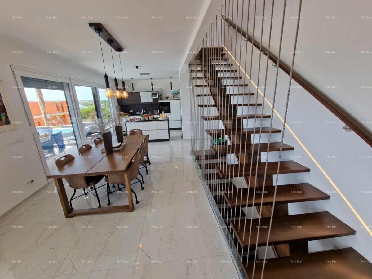 Prodaja luksuzne vile v Medulinu – 100 m od morja 11