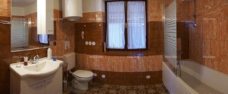 House with a restaurant near Ližnjan - Great investment! 13