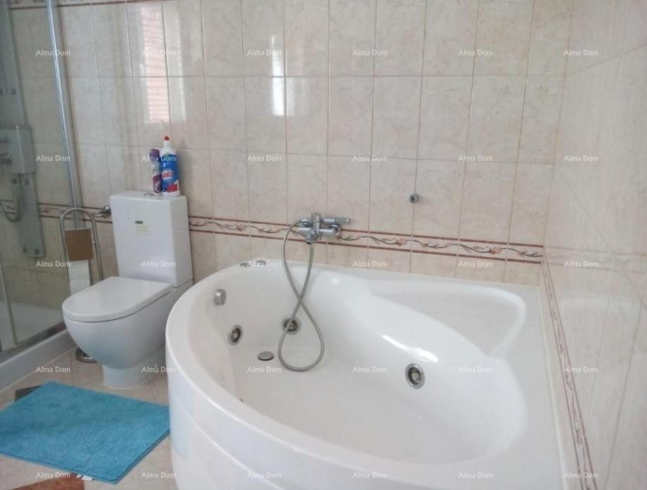 House with 5 apartments for sale with sea view, Premantura 15