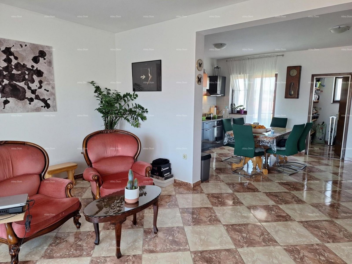 Casa con grande potenziale di investimento – Pola 2