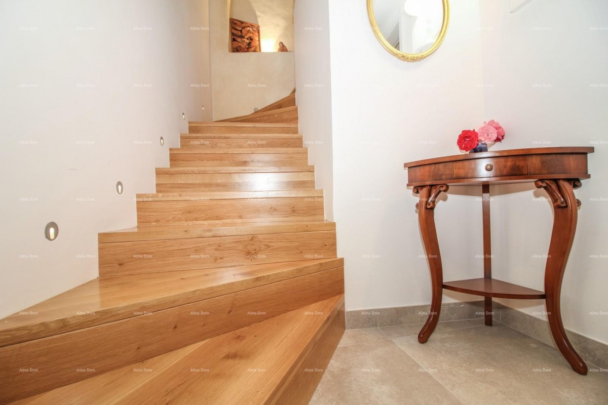Beautiful, modernly furnished and renovated Istrian stone house for sale, Bale! 3