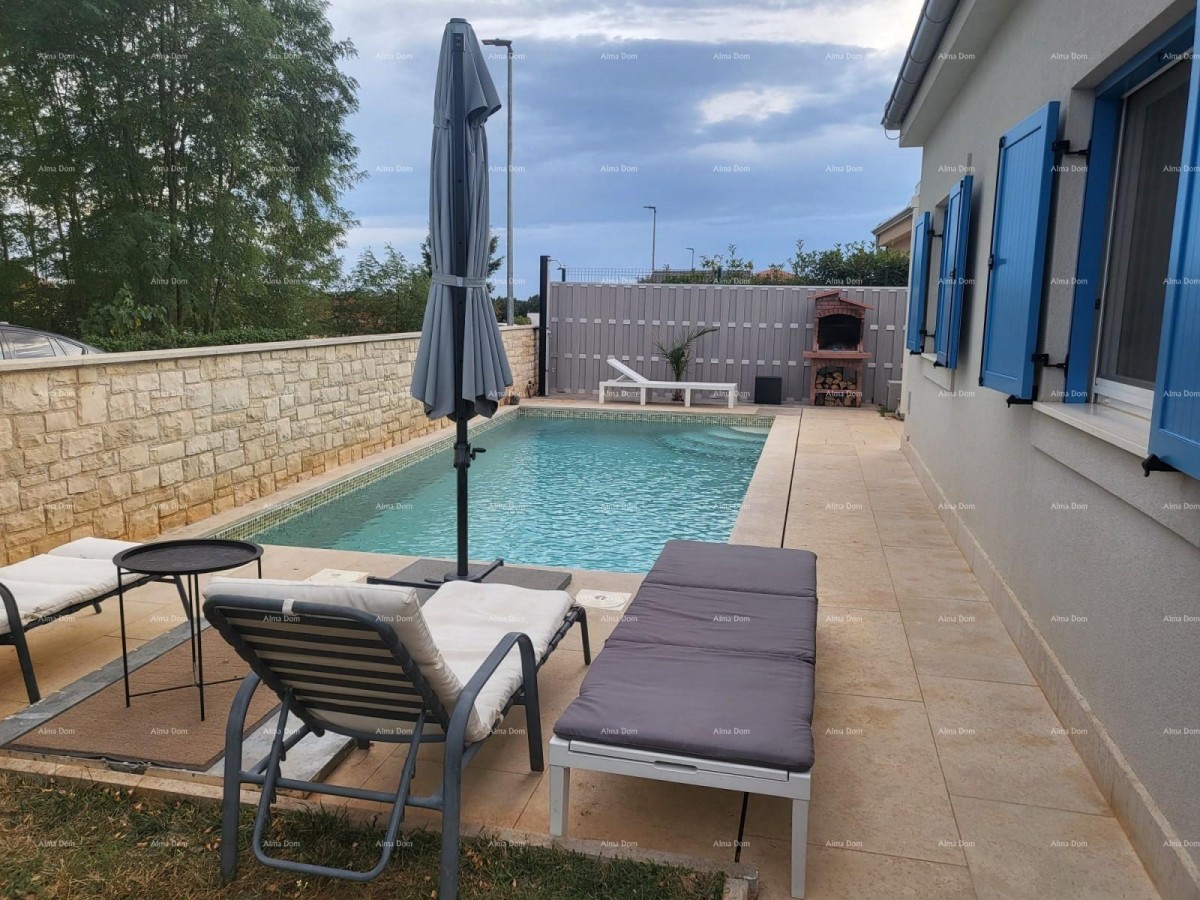 Novigrad, one-story house with swimming pool 11