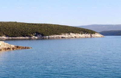 Građevinska parcela na mirnoj lokaciji.