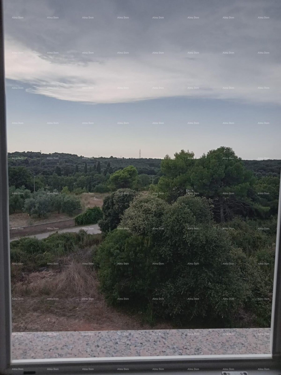 Prodaja velikega, lepo urejenega in popolnoma opremljenega apartmaja, s pogledom na morje, Ližnjan! 27