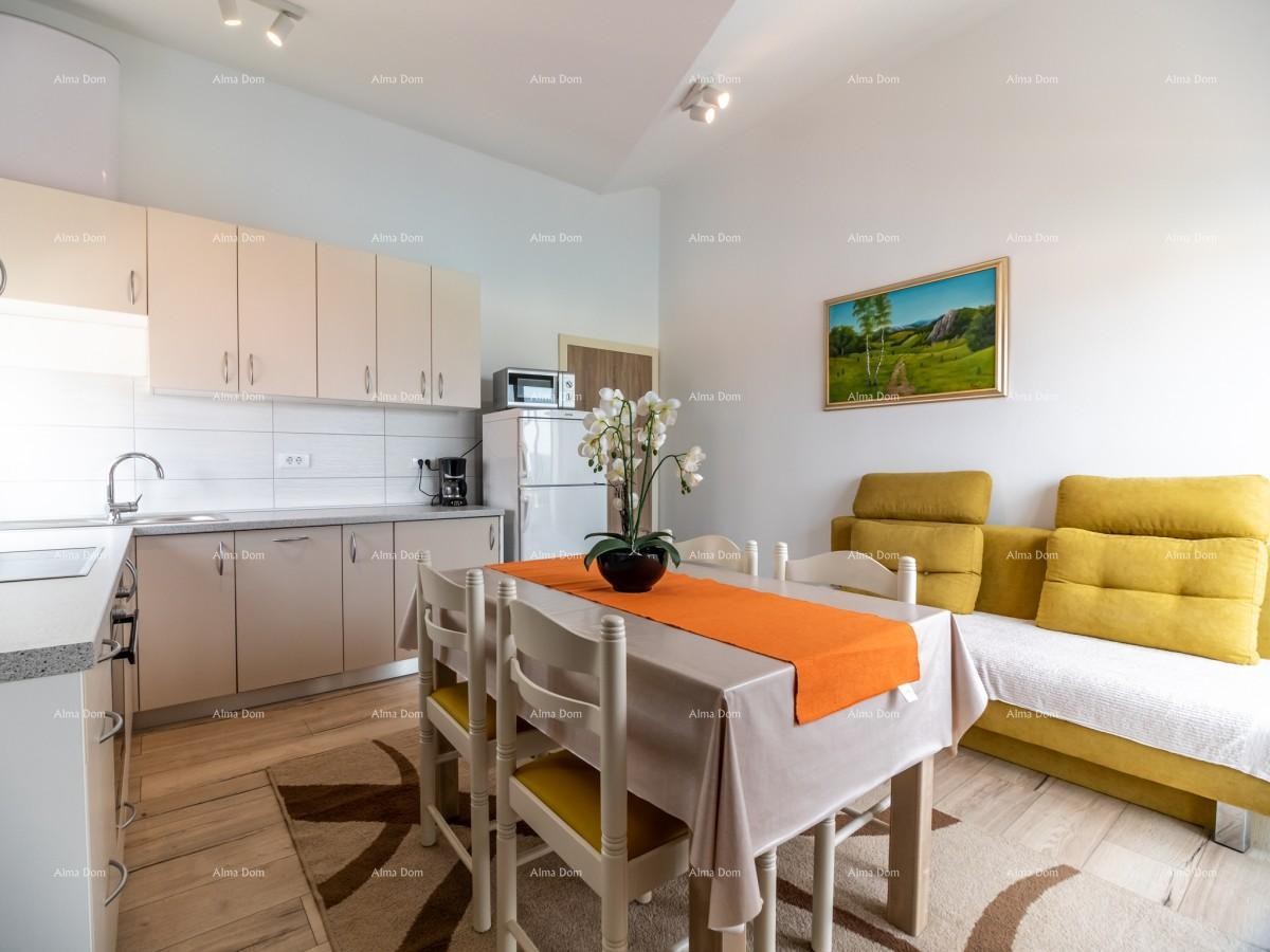 Apartmanska kuća s bazenom!Blizina mora i plaže!  Peroj. 21