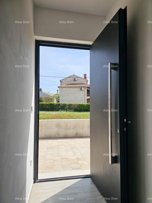 Prizemna hiša s bazenom – okolica Poreča 8