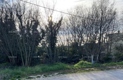 Building land, 1,020 m², Umag