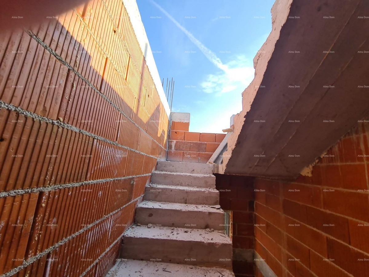 Продается квартира 56 м² – Пула 4