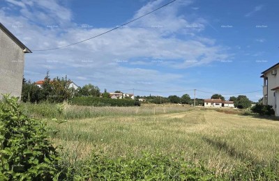 In vendita terreno edificabile – Marčana, 840 m²
