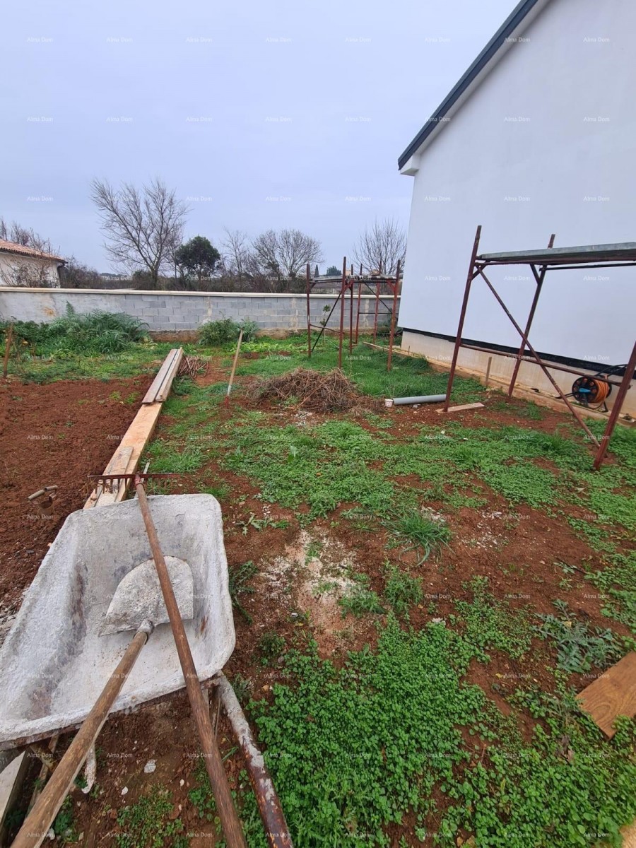 PULA!  HOUSE FOR SALE – QUIET LOCATION. 16