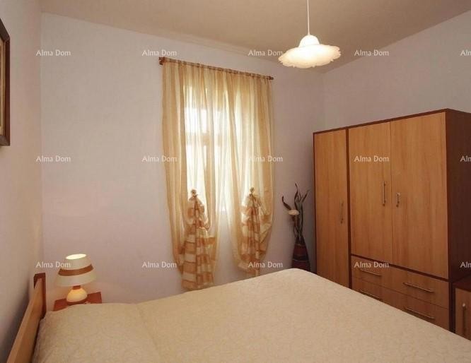 Шарматный дом с бассейном, Марчана 5