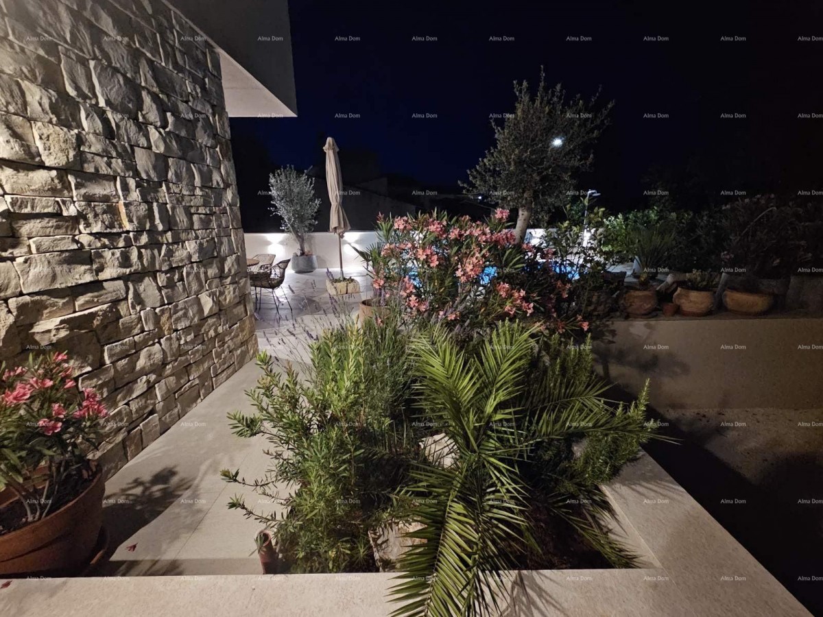Istra, Marčana – Elegante casa con piscina e giardino di 200 m² 10