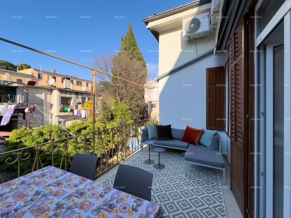 Stiamo vendendo un appartamento ristrutturato nel centro di Pola! 40