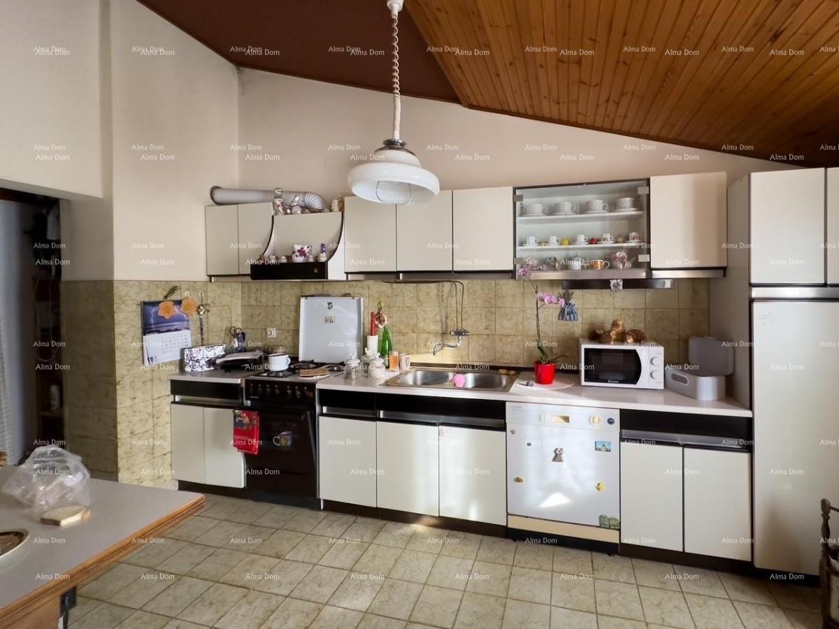 Poslovno-stambena zgrada pored mora, Medulin! 33