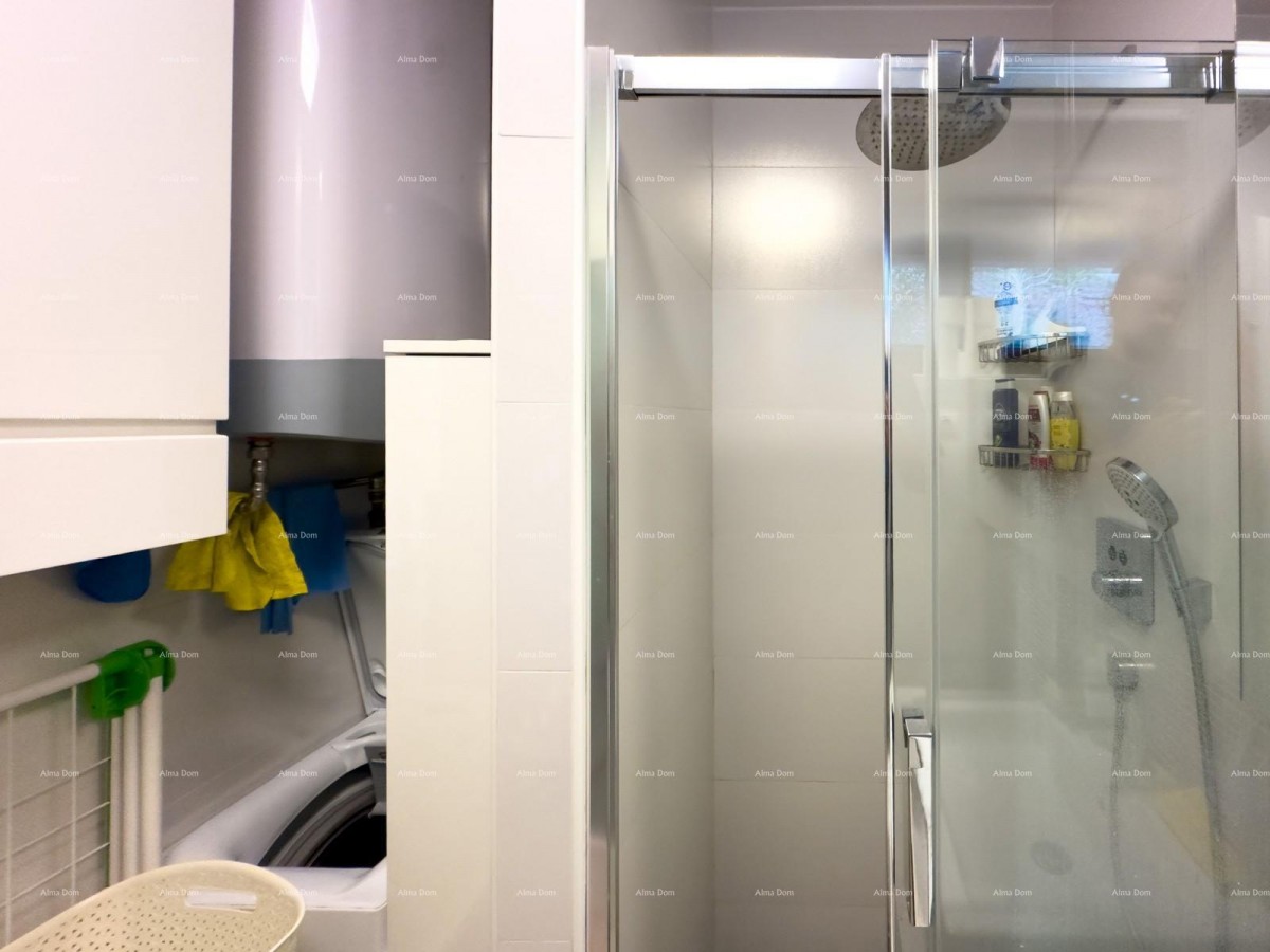 For sale: renovated apartment in Duga Uvala! 8